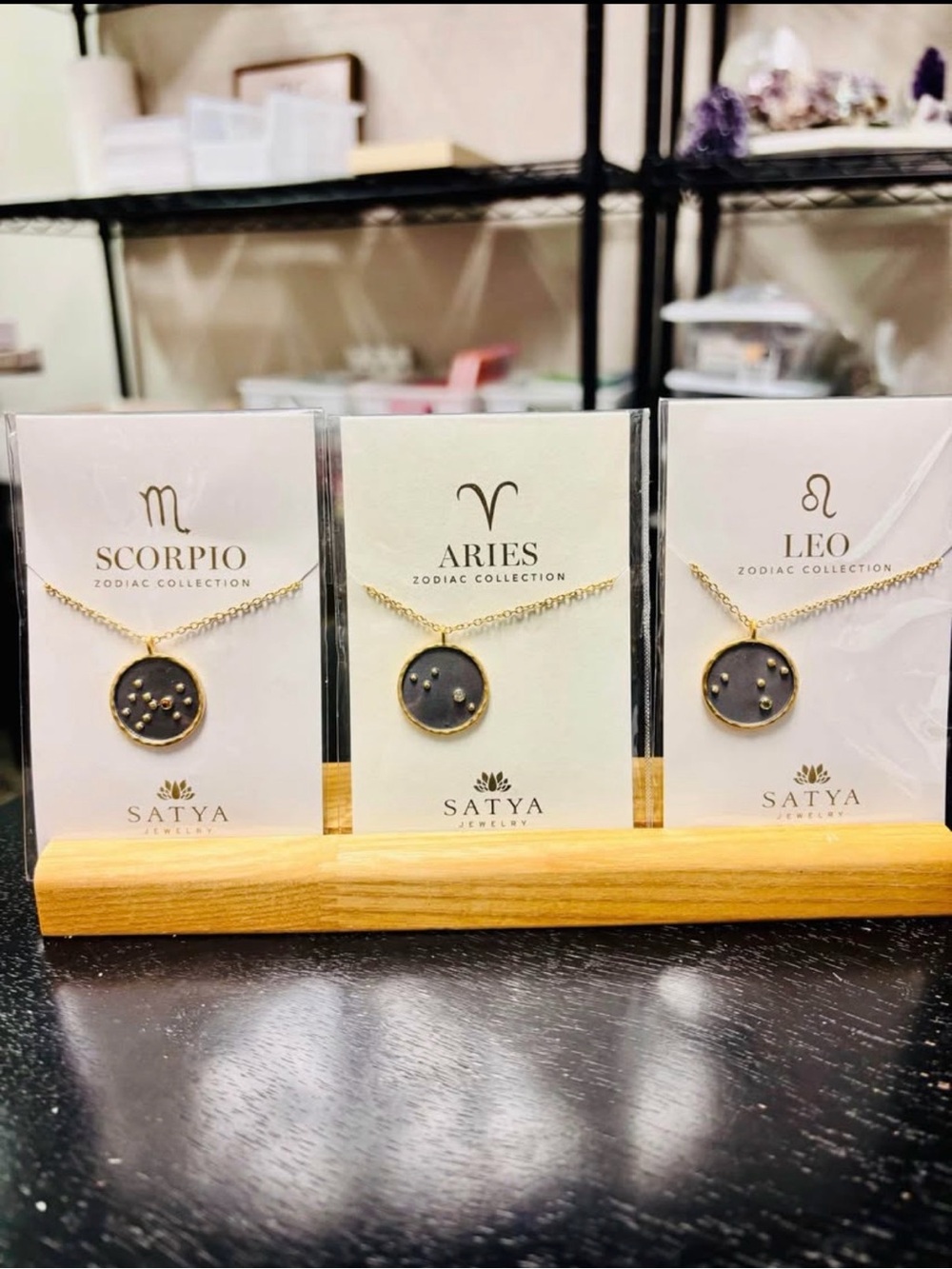 Satya Jewelry Gold-Plated Zodiac Necklace with Gray Pendant (Aries)